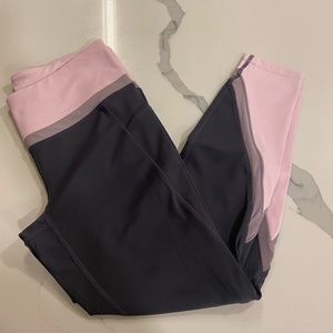 Tangerine multicolored leggings with side pockets. Never worn with tags